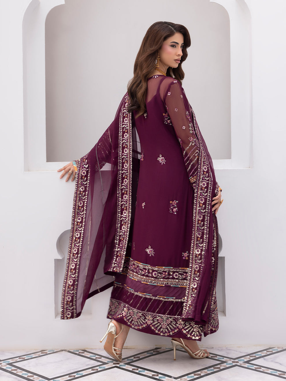 Buy Gulaal Maeri Luxury Chiffion '26 | Etincelle . choose good quality brands like Maria b zainab Chottani, Hussain Rehar etc... Various Pakistani branded dresses summer fabric, elegant design, perfect for casual & formal wear also shop eid collections from khaslibaas .delivery available in UK, USA, Canada, UAE, Dubai and other countries... 