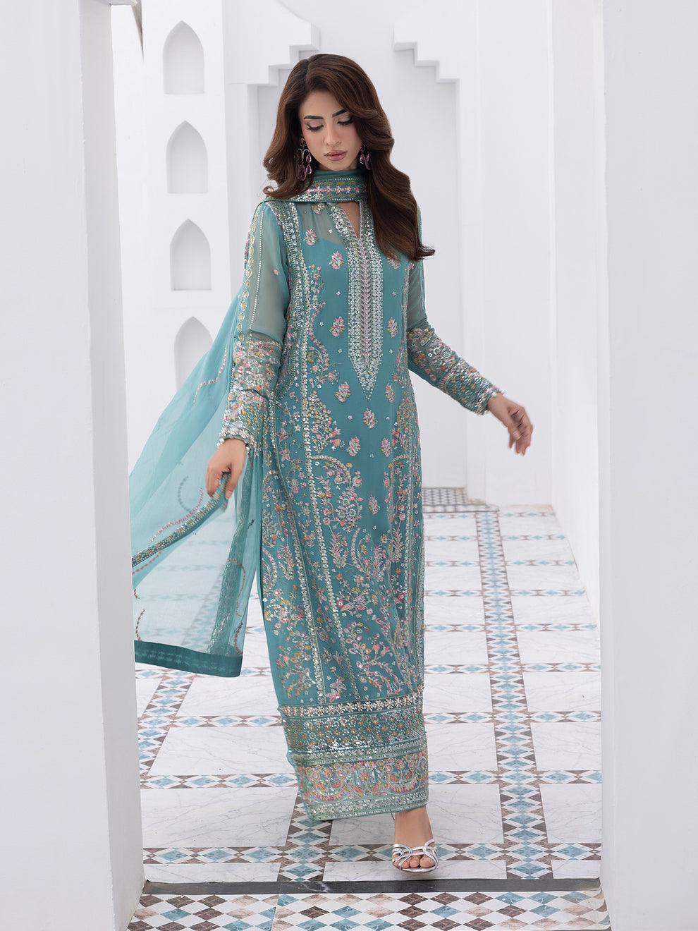 Buy Gulaal Maeri Luxury Chiffion '26 | Desir. choose good quality brands like Maria b zainab Chottani, Hussain Rehar etc... Various Pakistani branded dresses summer fabric, elegant design, perfect for casual & formal wear also shop eid collections from khaslibaas .delivery available in UK, USA, Canada, UAE, Dubai and other countries... 
