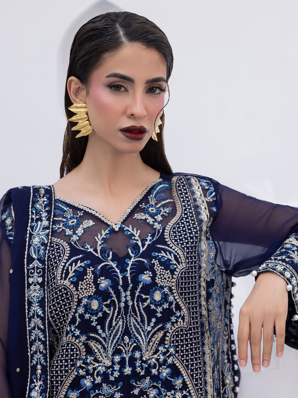 Buy Gulaal Maeri Luxury Chiffion '26 | choose good quality brands like Maria b zainab Chottani, Hussain Rehar etc... Various Pakistani branded dresses summer fabric, elegant design, perfect for casual & formal wear also shop eid collections from khaslibaas .delivery available in UK, USA, Canada, UAE, Dubai and other countries... 