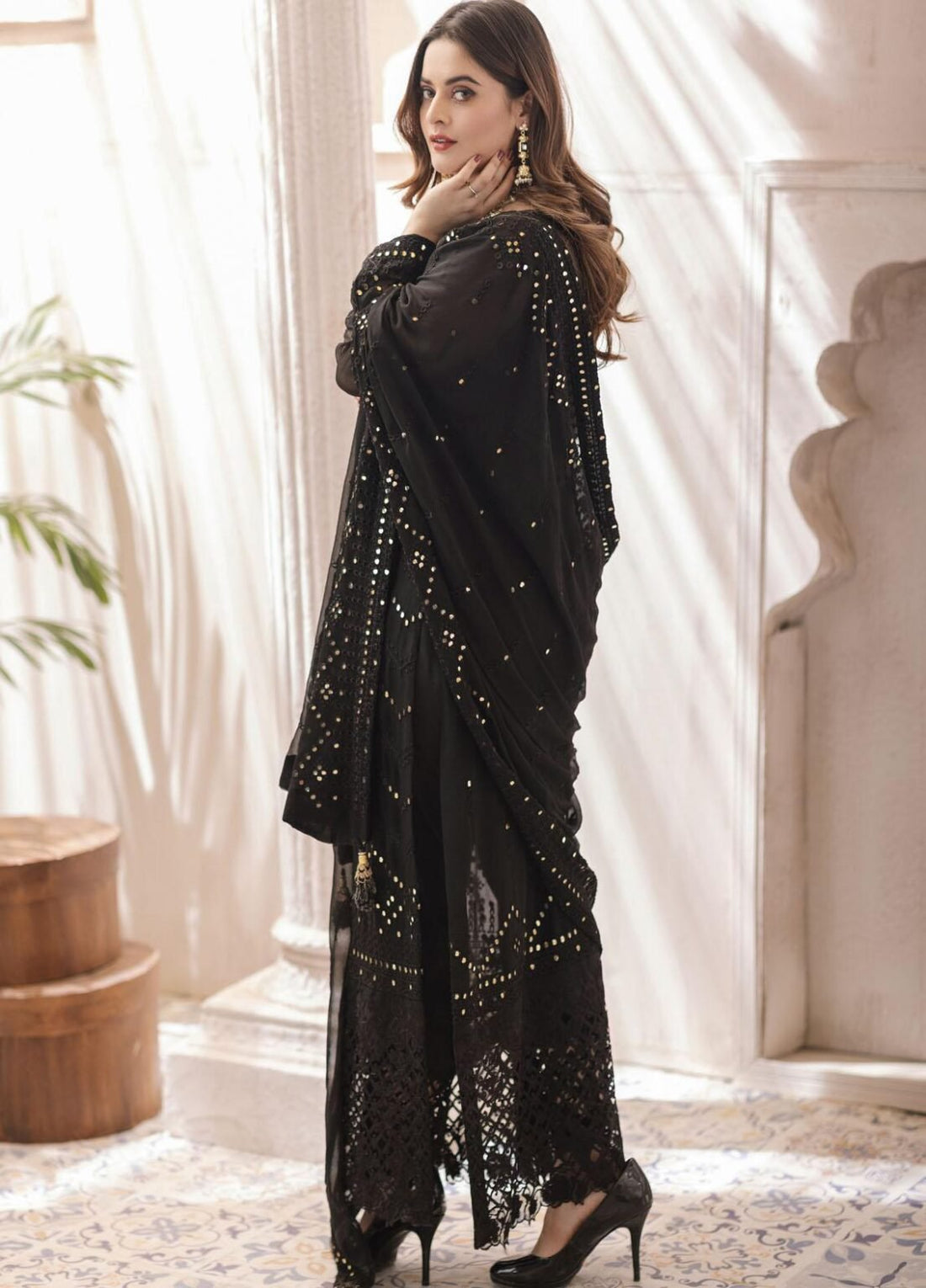 Buy Naushad Imdad Chiffon BLACK ECLIPSE. choose good quality brands like Maria b zainab Chottani, Hussain Rehar etc... Various Pakistani branded dresses summer fabric, elegant design, perfect for casual & formal wear also shop eid collections from khaslibaas .delivery available in UK, USA, Canada, UAE, Dubai and other countries... 