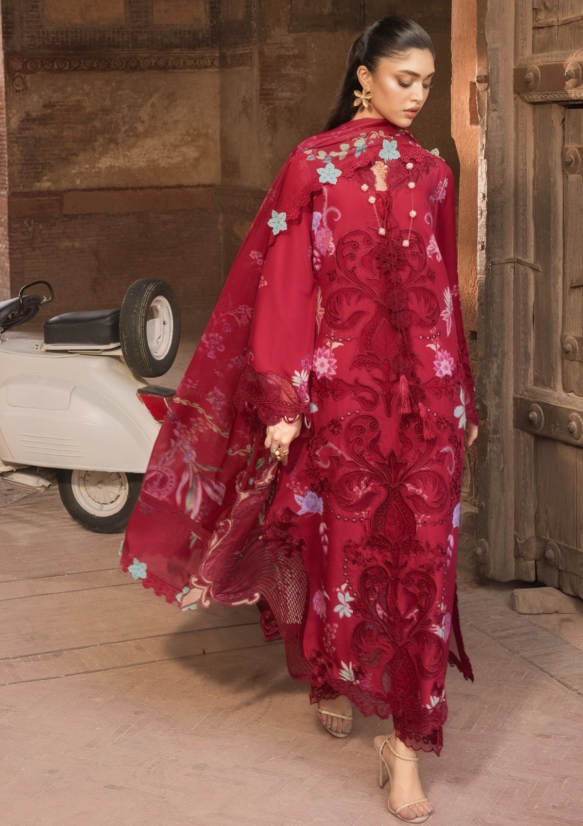 Shop from khaslibaas | Saira Shakira bloom Lawn '26 (Zelie-4B) .Buy 100% original Designer Suit like Maria b, Sobia Nazir zainab Chottani Various Pakistani brands perfect for casual & formal wear.delivery available in UK, USA, Canada, UAE, Dubai and other countries... 