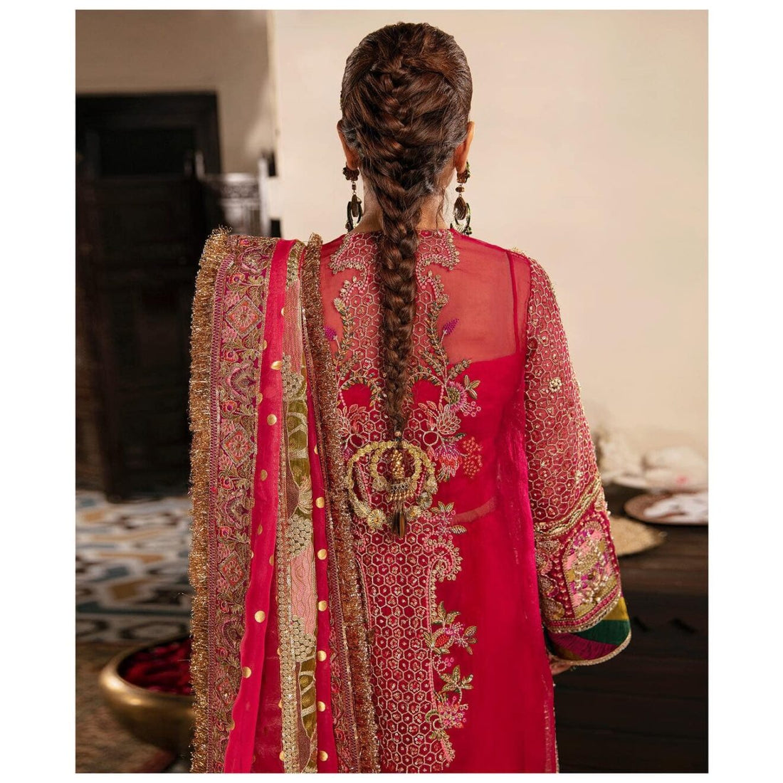 Buy MARYAM HUSSAIN BANO | FESTIVE COLLECTION choose good quality brands like Maria b zainab Chottani, Hussain Rehar etc... Various Pakistani branded dresses summer fabric, elegant design, perfect for casual & formal wear also shop eid collections from khaslibaas .delivery available in UK, USA, Canada, UAE, Dubai and other countries... 