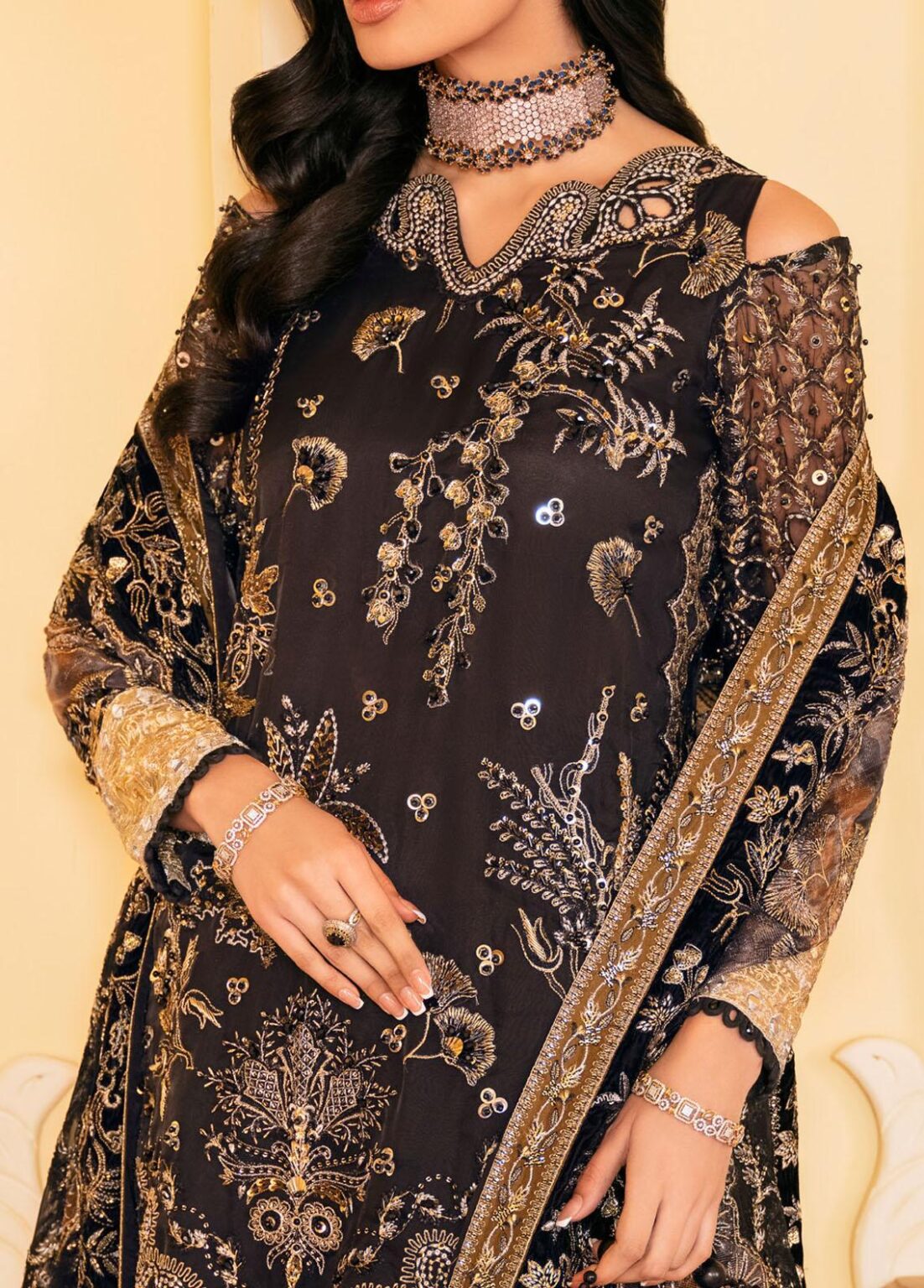 Buy NUREH NL-48 The Royal Palace Luxury Formal. choose good quality brands like Maria b zainab Chottani, Hussain Rehar etc... Various Pakistani branded dresses summer fabric, elegant design, perfect for casual & formal wear also shop eid collections from khaslibaas .delivery available in UK, USA, Canada, UAE, Dubai and other countries... 