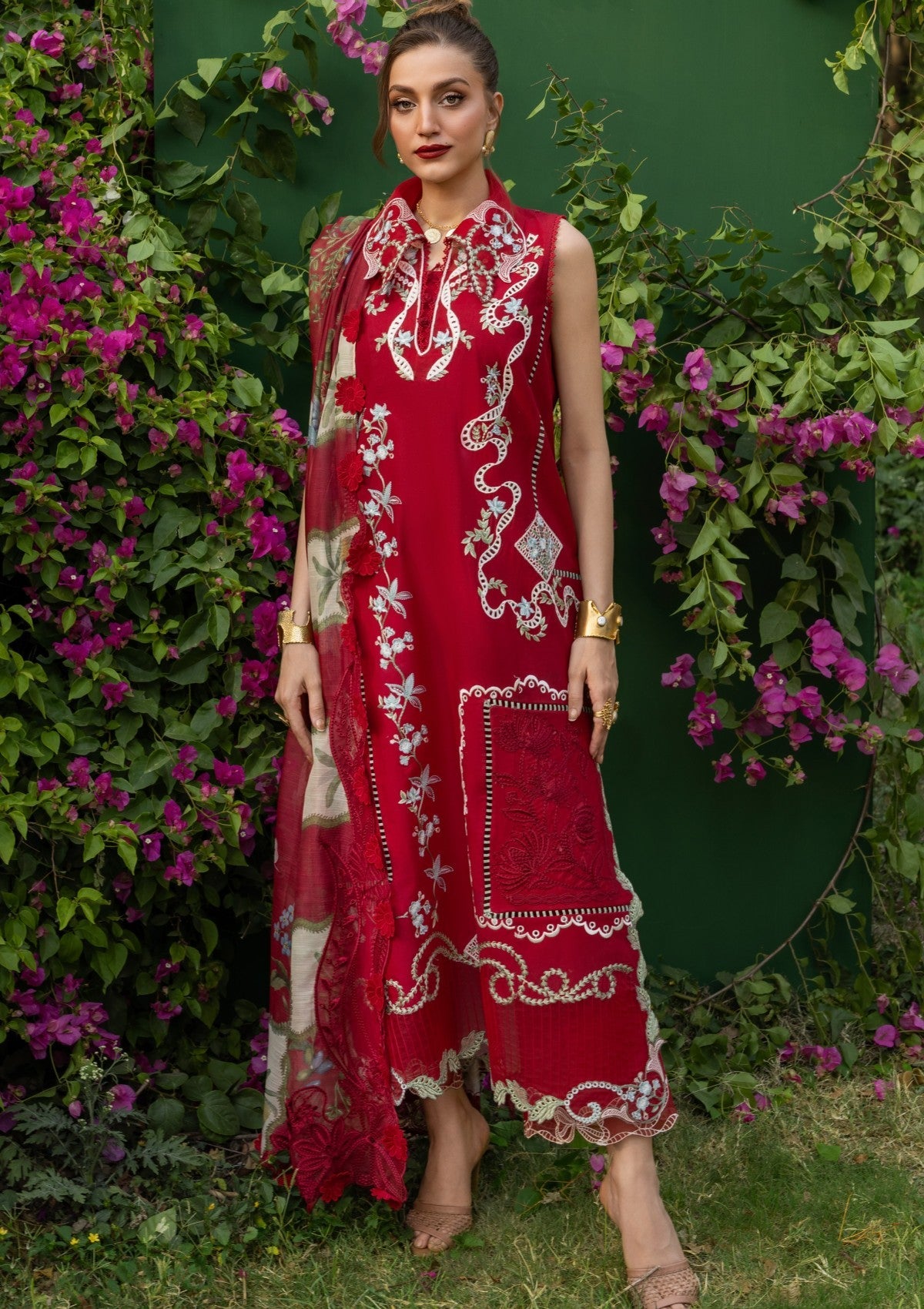Shop from khaslibaas | Saira Shakira bloom Lawn '26 (Elise -5B) .Buy 100% original Designer Suit like Maria b, Sobia Nazir zainab Chottani Various Pakistani brands perfect for casual & formal wear.delivery available in UK, USA, Canada, UAE, Dubai and other countries... 