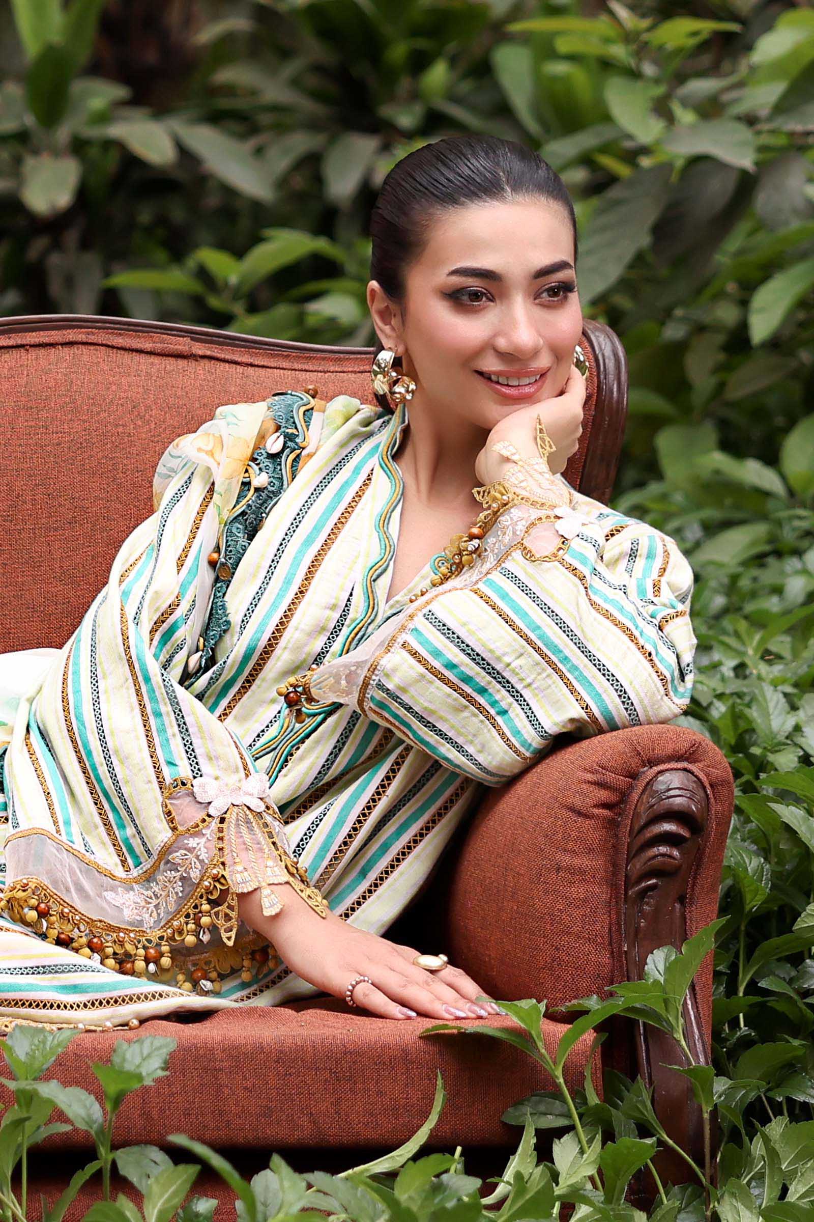 Buy from khaslibaas mariab premium 3 piece unstitched embroidered lawn suit for women (MPT-3002-B).choose good quality brands like Maria b Sobia Nazir Various Pakistani branded dresses summer fabric, elegant design, perfect for casual & formal wear.delivery available in UK, USA, Canada, UAE, Dubai and other countries... 