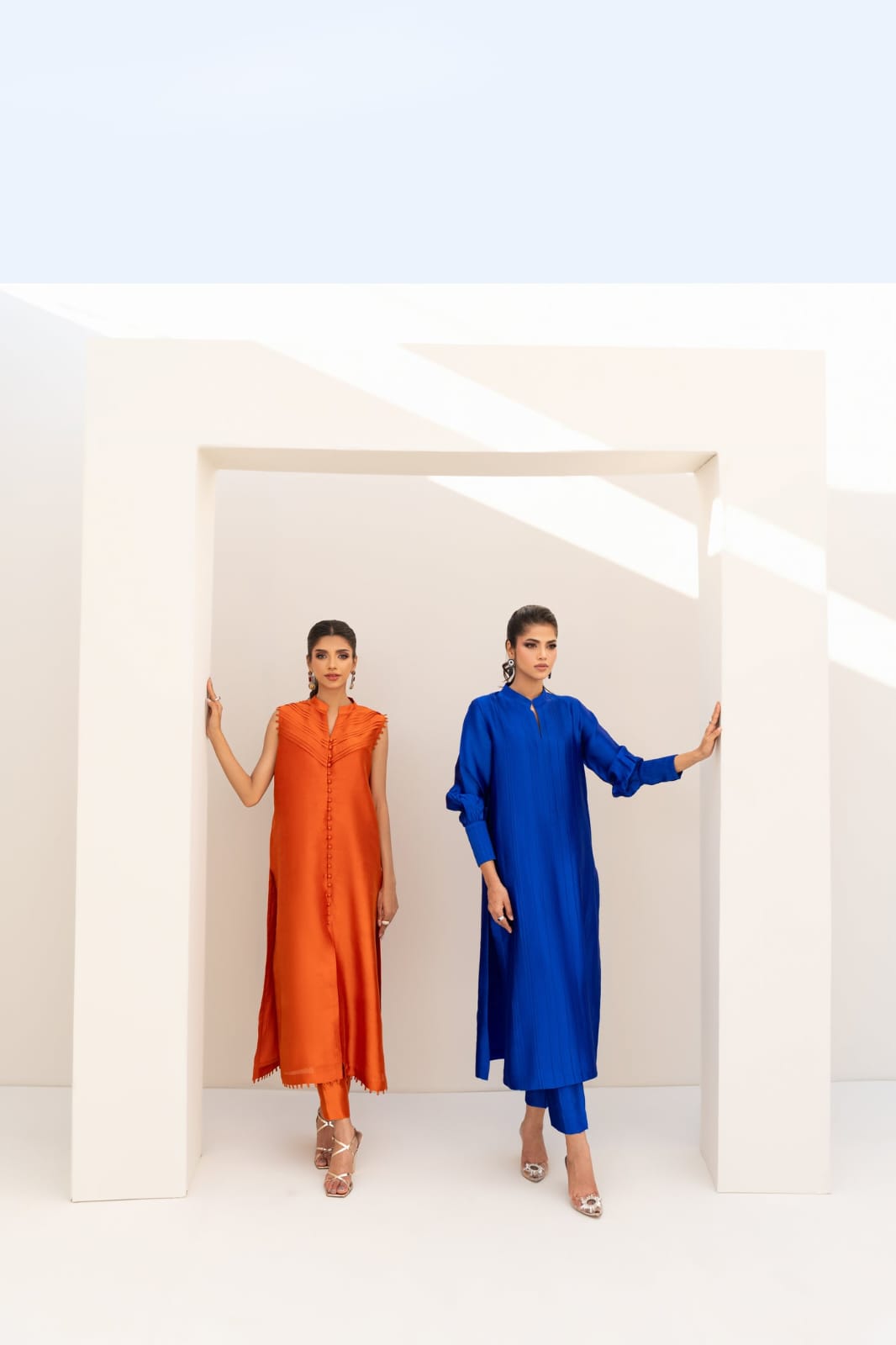 Shop pure shesha silk suits from khaslibaas with great quality and style with your favourite colour delivery available in UK USA Dubai Australia and other countries. 