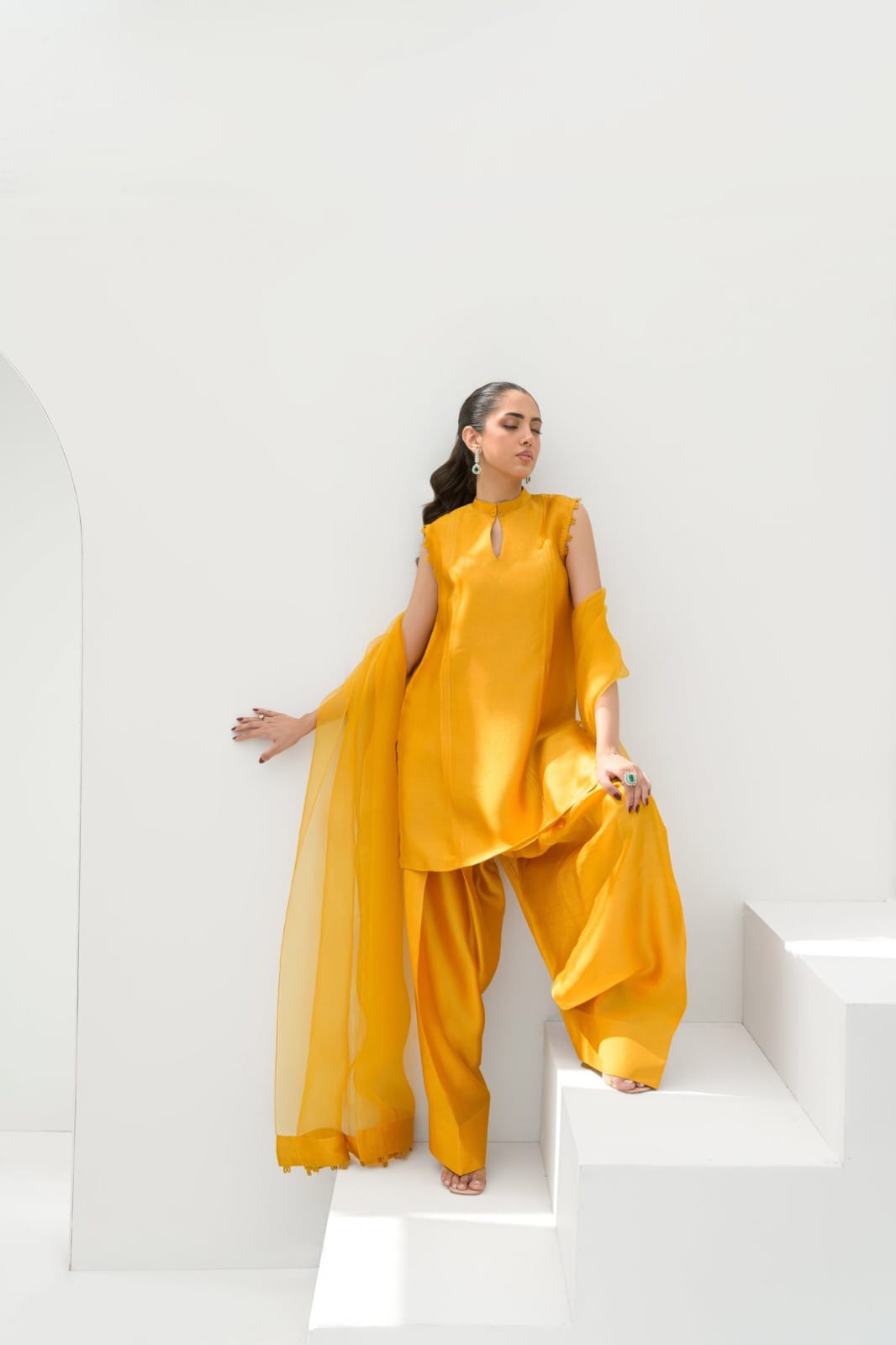 Shop pure shesha silk suits with farshi shalwar from khaslibaas with great quality and style with your favourite colour delivery available in UK USA Dubai Australia and other countries. 