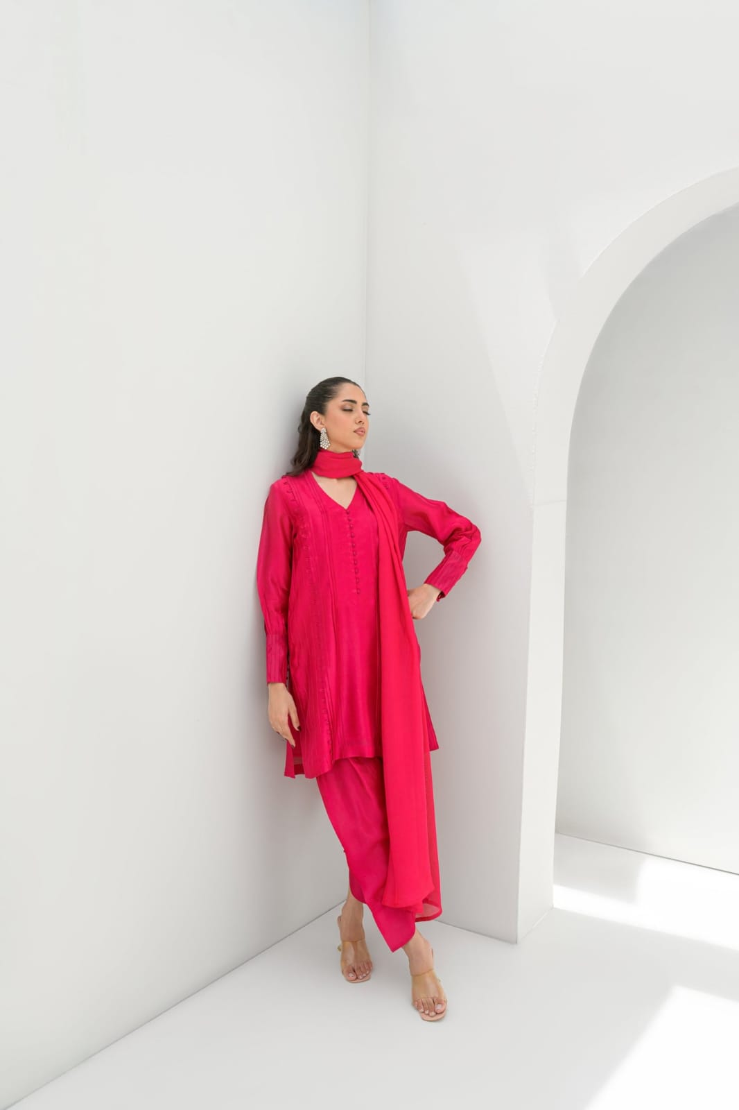 Shop pure shesha silk suits with Khari shalwar from khaslibaas with great quality and style with your favourite colour delivery available in UK USA Dubai Australia and other countries. 