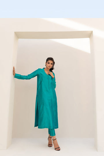Shop pure shesha silk suits from khaslibaas with great quality and style with your favourite colour delivery available in UK USA Dubai Australia and other countries. 