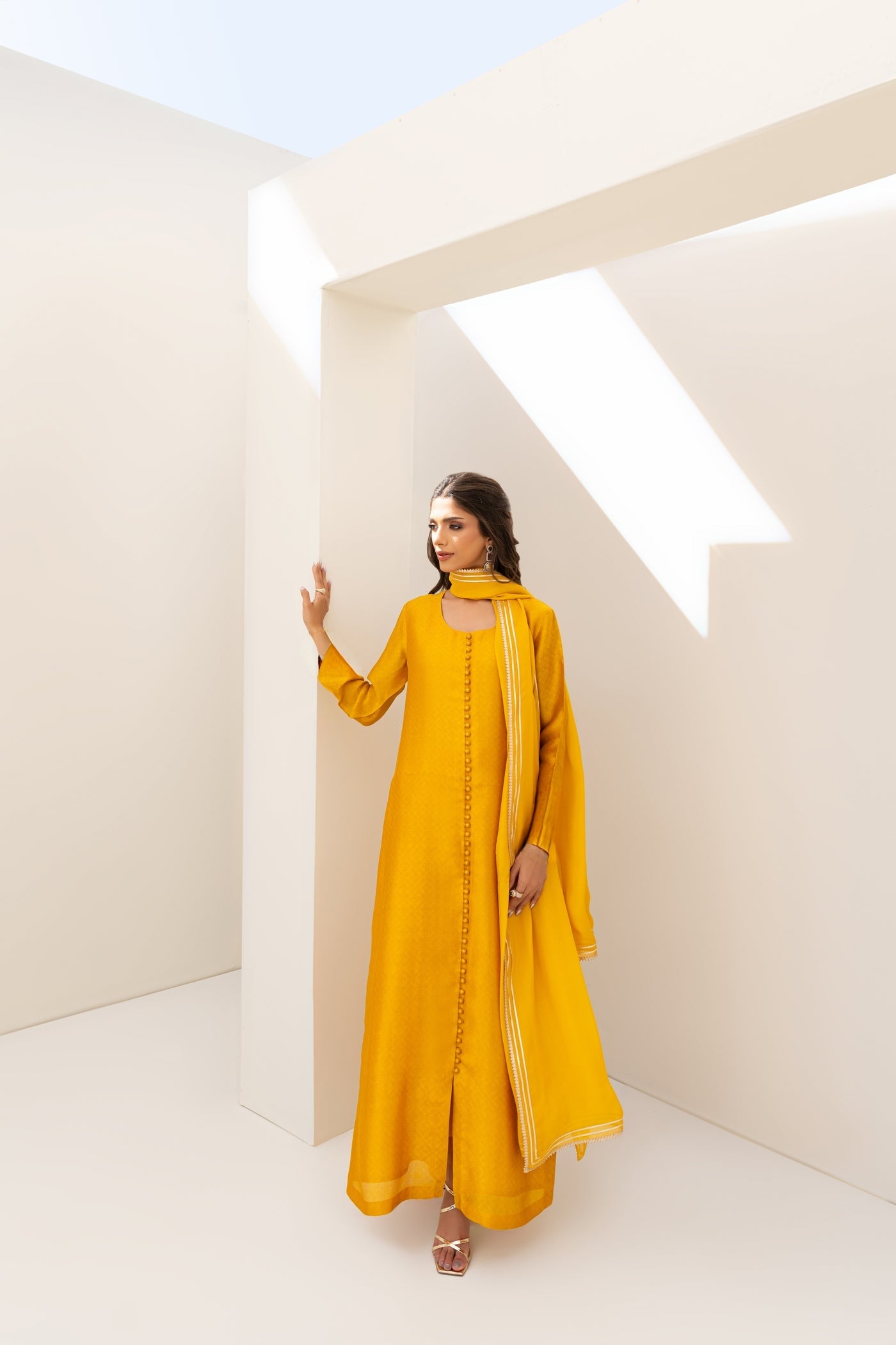 Shop pure shesha silk suits from khaslibaas with great quality and style with your favourite colour delivery available in UK USA Dubai Australia and other countries. 