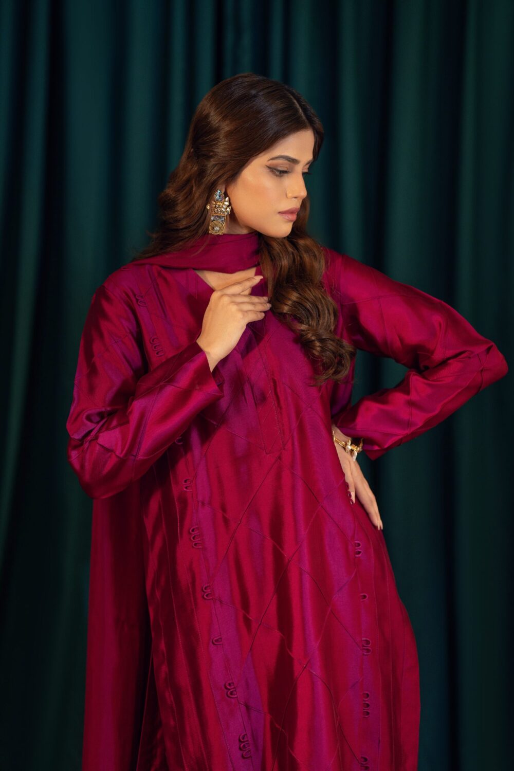 Shop pure shesha silk suits from khaslibaas with great quality and style with your favourite colour delivery available in UK USA Dubai Australia and other countries. 