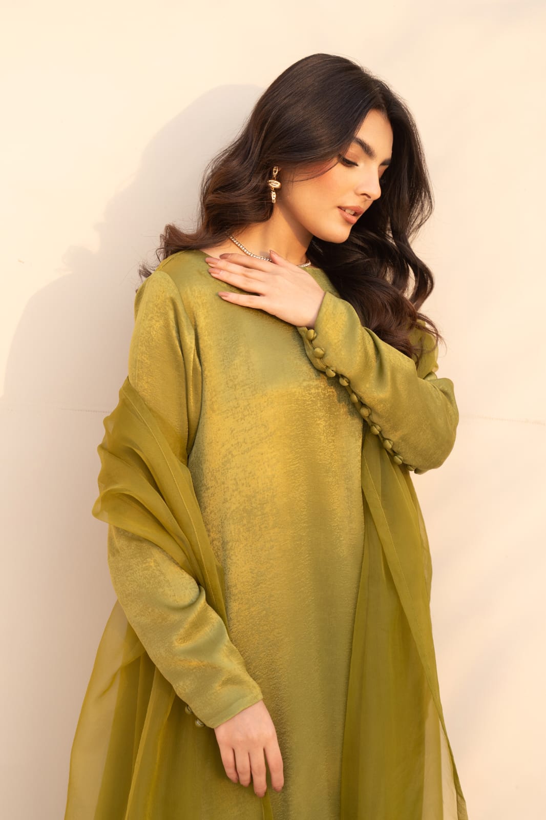 Shop pure shesha silk suits from khaslibaas with great quality and style with your favourite colour delivery available in UK USA Dubai Australia and other countries. 