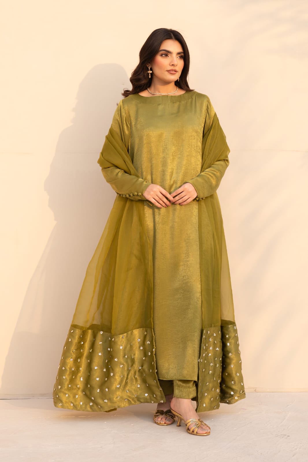 Shop pure shesha silk suits from khaslibaas with great quality and style with your favourite colour delivery available in UK USA Dubai Australia and other countries. 