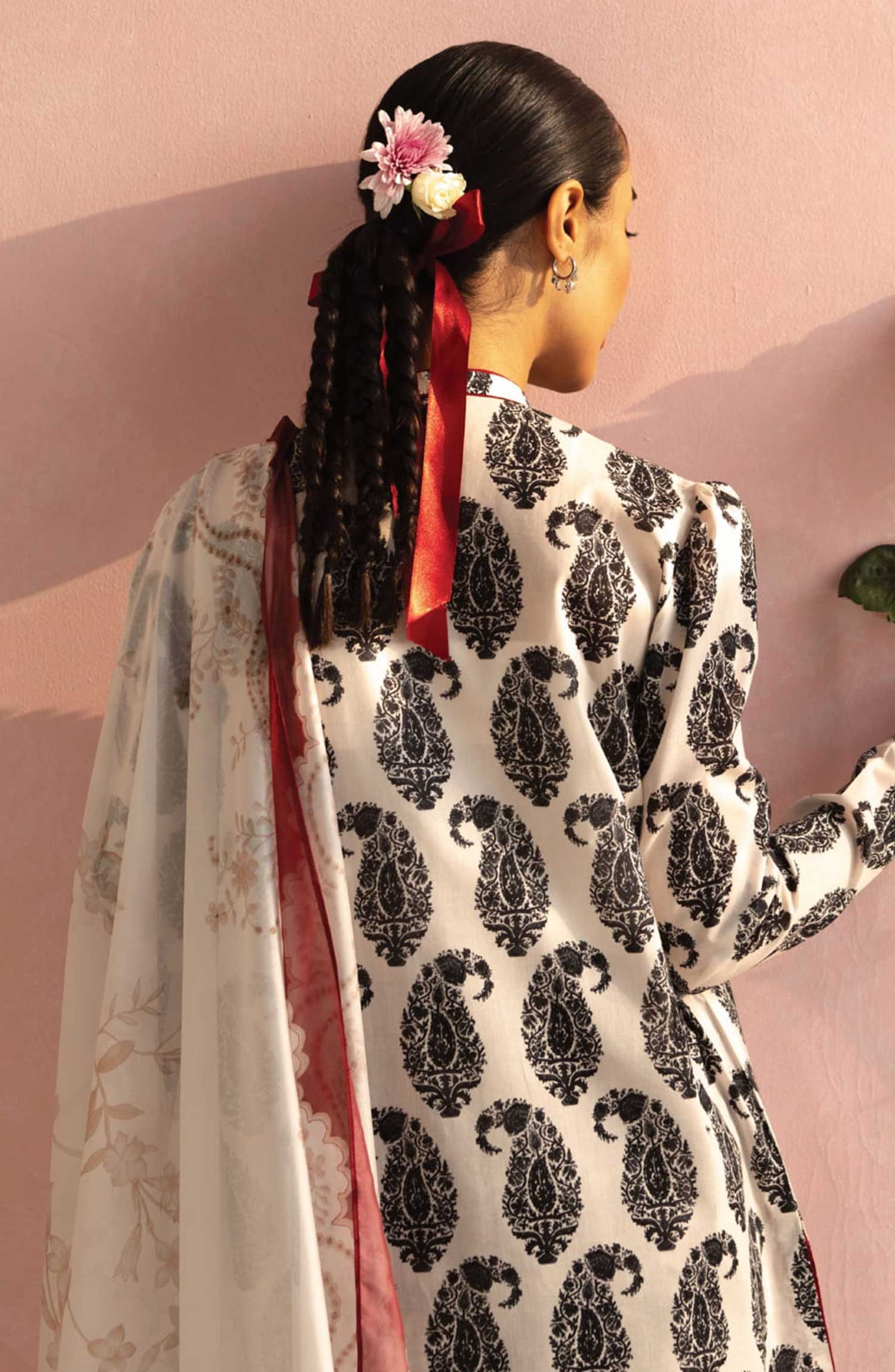 Shop from khaslibaas | Coco by Zara Shahjahan printed Lawn '26 (Paisley D6-B ) .Buy 100% original Designer Suit like Maria b, Sobia Nazir zainab Chottani Various Pakistani brands perfect for casual & formal wear.delivery available in UK, USA, Canada, UAE, Dubai and other countries... 