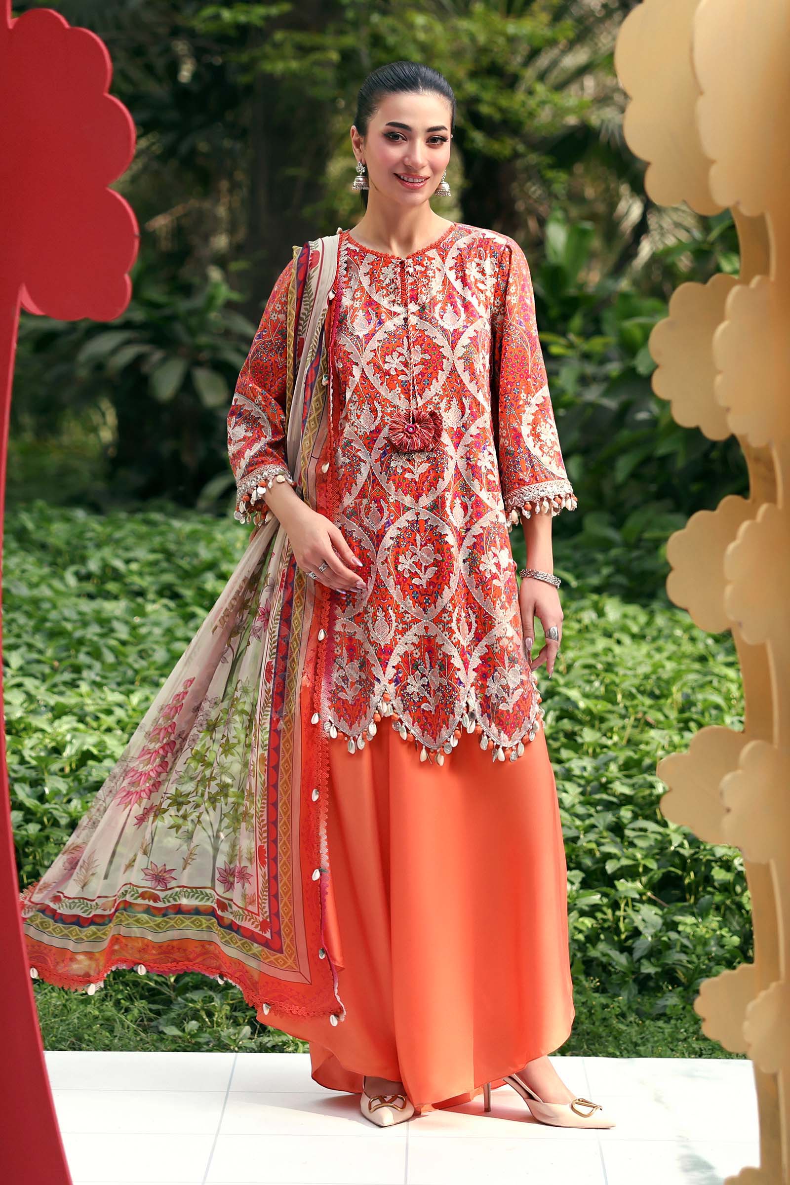 Buy from khaslibaas mariab premium 3 piece unstitched embroidered lawn suit for women (MPT-3003-A).choose good quality brands like Maria b Sobia Nazir Various Pakistani branded dresses summer fabric, elegant design, perfect for casual & formal wear.delivery available in UK, USA, Canada, UAE, Dubai and other countries... 