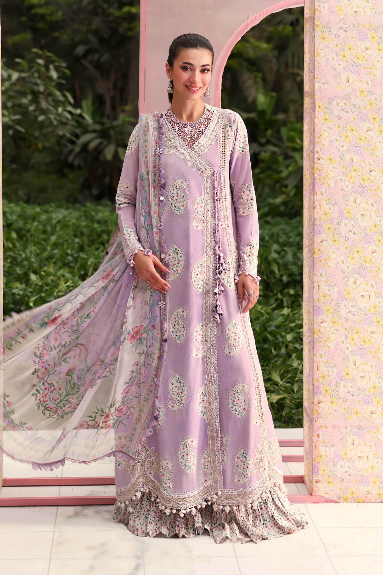 Buy from khaslibaas mariab premium 3 piece unstitched embroidered lawn suit for women (MPT-3009-B).choose good quality brands like Maria b Sobia Nazir Various Pakistani branded dresses summer fabric, elegant design, perfect for casual & formal wear.delivery available in UK, USA, Canada, UAE, Dubai and other countries... 