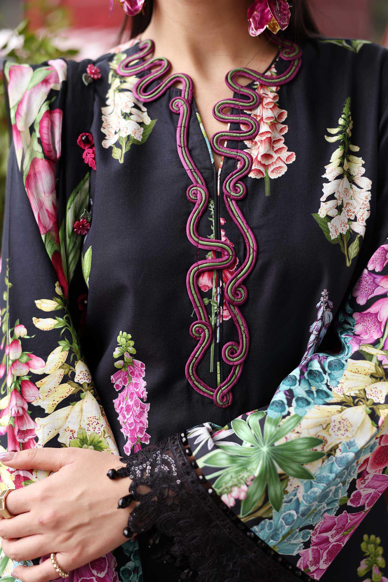Buy from khaslibaas mariab premium 3 piece unstitched embroidered lawn suit for women (MPT-3005-B).choose good quality brands like Maria b Sobia Nazir Various Pakistani branded dresses summer fabric, elegant design, perfect for casual & formal wear.delivery available in UK, USA, Canada, UAE, Dubai and other countries... 