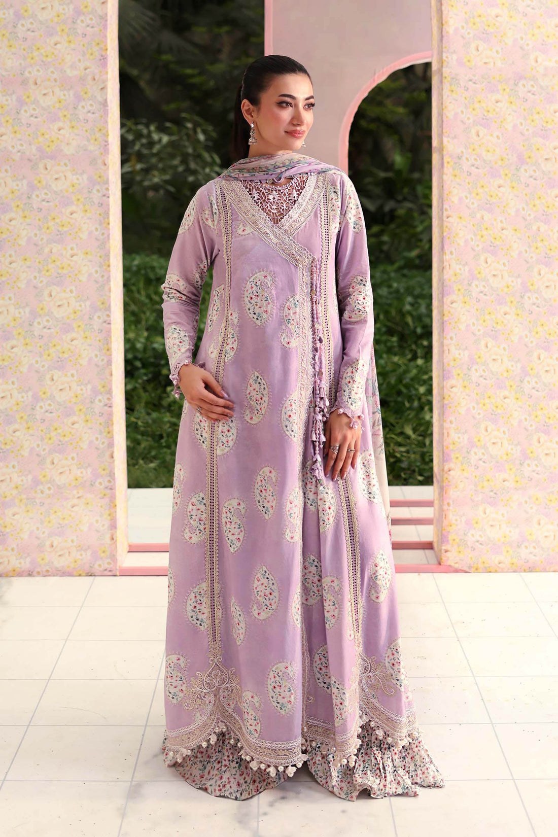 Buy from khaslibaas mariab premium 3 piece unstitched embroidered lawn suit for women (MPT-3009-B).choose good quality brands like Maria b Sobia Nazir Various Pakistani branded dresses summer fabric, elegant design, perfect for casual & formal wear.delivery available in UK, USA, Canada, UAE, Dubai and other countries... 