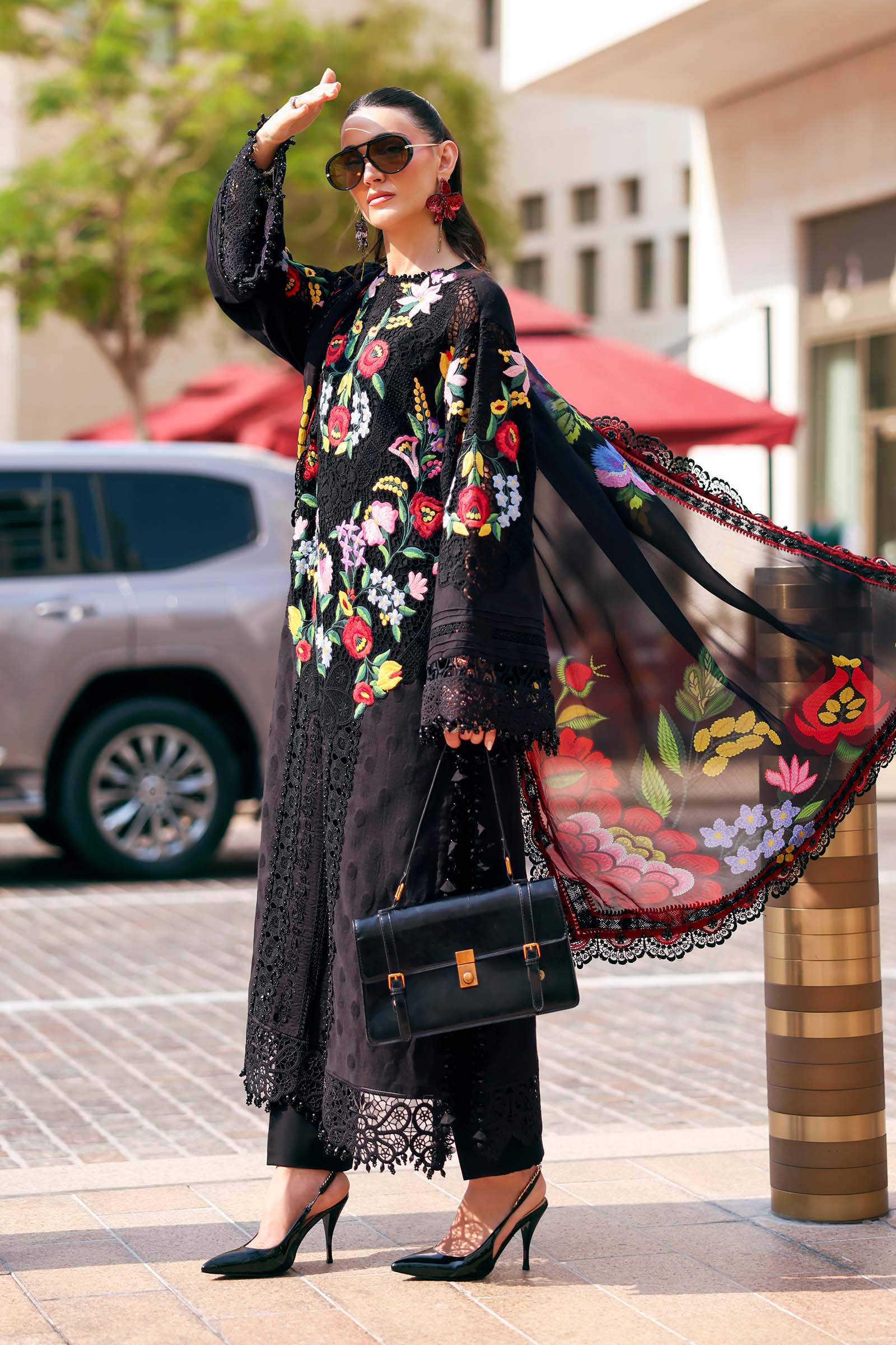 Buy from khaslibaas mariab Luxury 3 piece unstitched embroidered lawn suit for women ( D-2610-B).choose good quality brands like Maria b Sobia Nazir Various Pakistani branded dresses summer fabric, elegant design, perfect for casual & formal wear.delivery available in UK, USA,Australia, Canada, UAE, Dubai and other countries... 