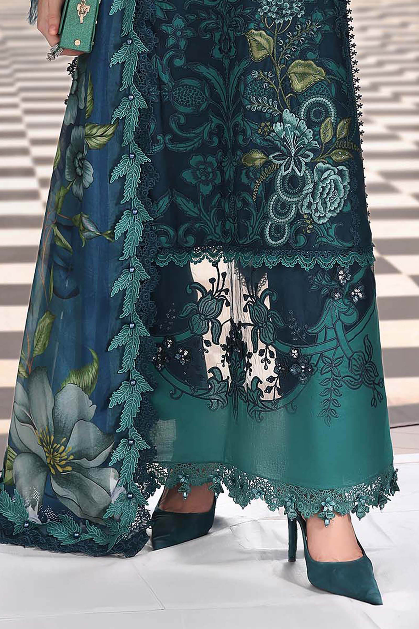 Buy from khaslibaas mariab Luxury lawn Eid II - 3 piece unstitched embroidered lawn suit for women ( D-06).choose good quality brands like Maria b Sobia Nazir Various Pakistani branded dresses summer fabric, elegant design, perfect for casual & formal wear.delivery available in UK, USA,Australia, Canada, UAE, Dubai and other countries... 