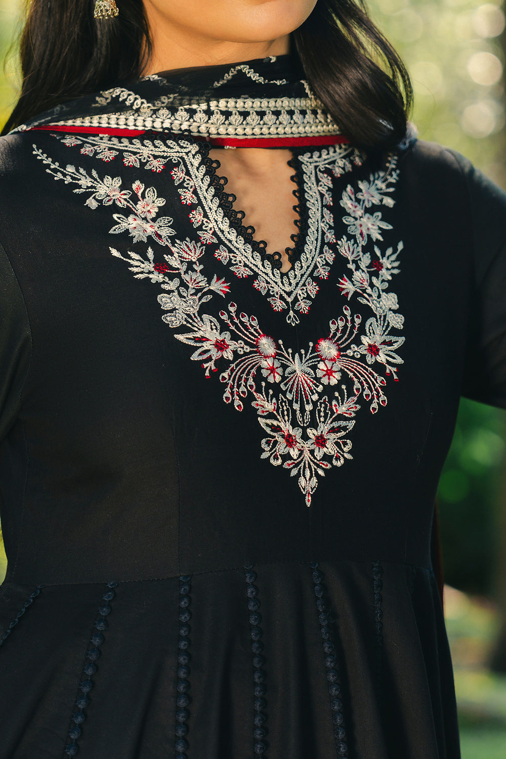 Buy Afrozeh | Mulaqaat'26 - PARIZAAD Embroidered  Suit 3 Pcs Unstitched | Women Summer Dresses 2026.choose good quality brands like Maria b zainab Chottani, Hussain Rehar, sobia nazir etc... Various Pakistani branded dresses summer fabric, elegant design, perfect for casual & formal wear also shop eid collections from khaslibaas .delivery available in UK, USA, Canada, UAE, Dubai and other countries... 