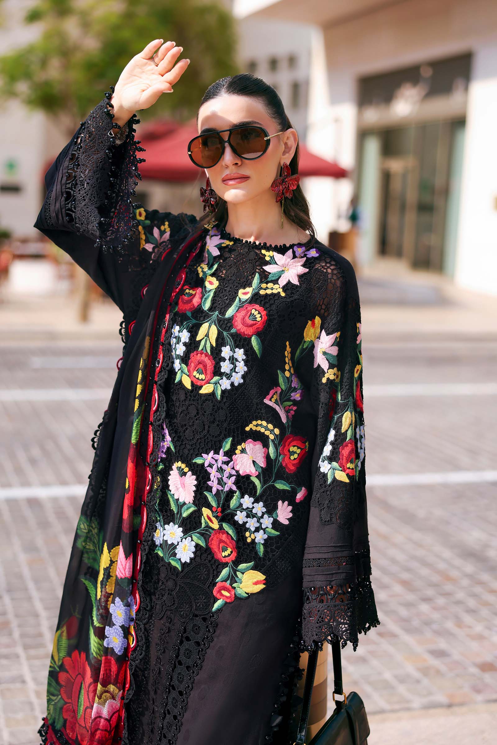Buy from khaslibaas mariab Luxury 3 piece unstitched embroidered lawn suit for women ( D-2610-B).choose good quality brands like Maria b Sobia Nazir Various Pakistani branded dresses summer fabric, elegant design, perfect for casual & formal wear.delivery available in UK, USA,Australia, Canada, UAE, Dubai and other countries... 