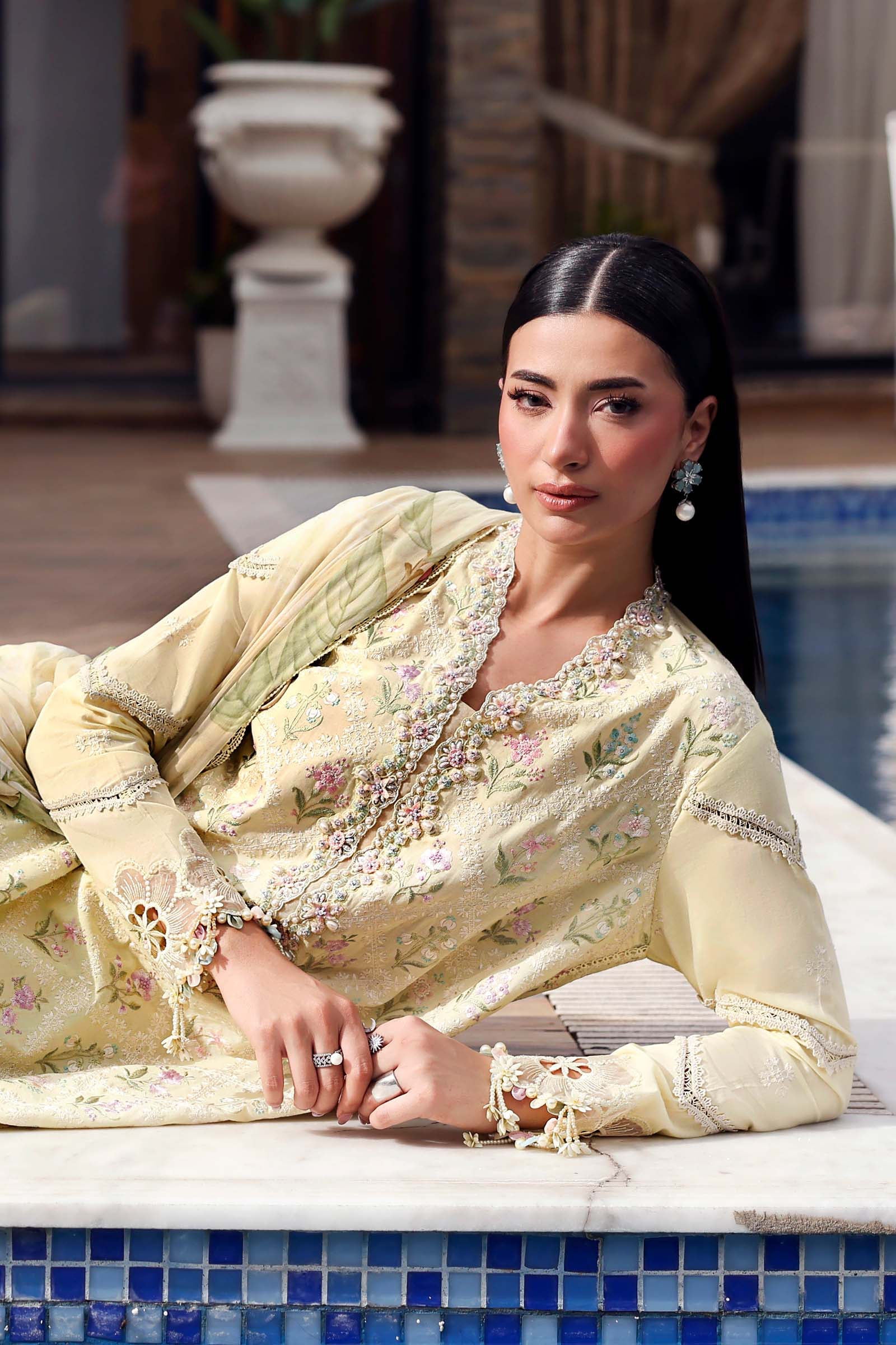 Buy from khaslibaas mariab premium 3 piece unstitched embroidered lawn suit for women (MPT-3001-B).choose good quality brands like Maria b Sobia Nazir Various Pakistani branded dresses summer fabric, elegant design, perfect for casual & formal wear.delivery available in UK, USA, Canada, UAE, Dubai and other countries... 