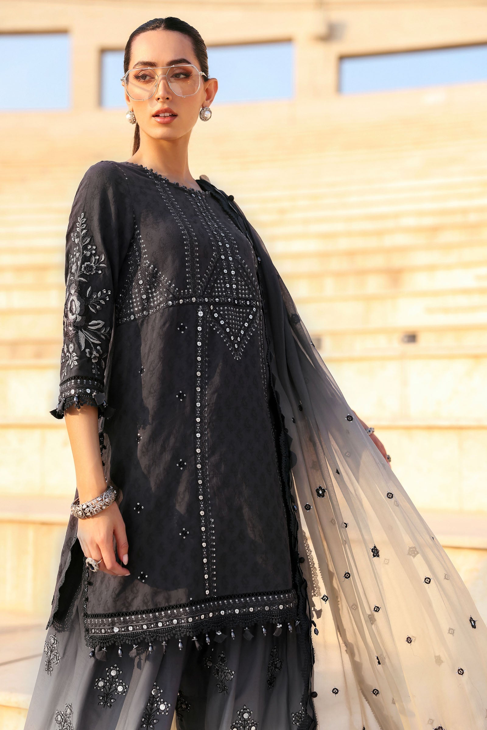 Buy from khaslibaas mariab Luxury 3 piece unstitched embroidered lawn suit for women ( D-2602-B).choose good quality brands like Maria b Sobia Nazir Various Pakistani branded dresses summer fabric, elegant design, perfect for casual & formal wear.delivery available in UK, USA,Australia, Canada, UAE, Dubai and other countries... 