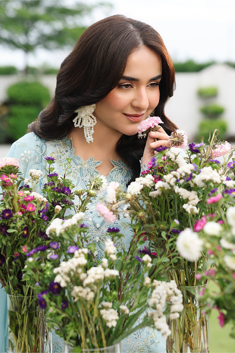 Buy from khaslibaas RANG RASIYA | Florence Luxury Festive Edit 'Yasna
RR26V6SFD15 - 3 piece unstitched embroidered Festive suit for women .choose good quality brands like Maria b Sobia Nazir Various Pakistani branded dresses summer fabric, elegant design, perfect for casual & formal wear.delivery available in UK, USA,Australia, Canada, UAE, Dubai and other countries... 