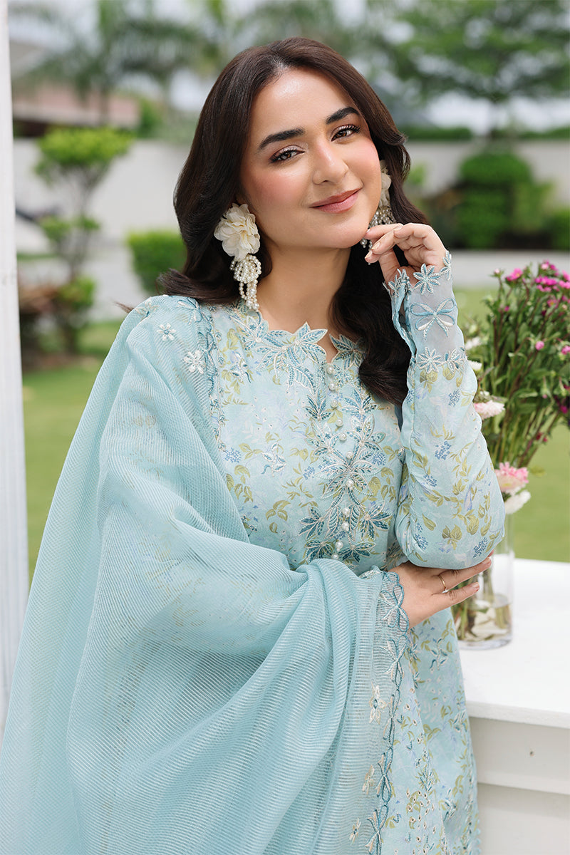Buy from khaslibaas RANG RASIYA | Florence Luxury Festive Edit 'Yasna
RR26V6SFD15 - 3 piece unstitched embroidered Festive suit for women .choose good quality brands like Maria b Sobia Nazir Various Pakistani branded dresses summer fabric, elegant design, perfect for casual & formal wear.delivery available in UK, USA,Australia, Canada, UAE, Dubai and other countries... 