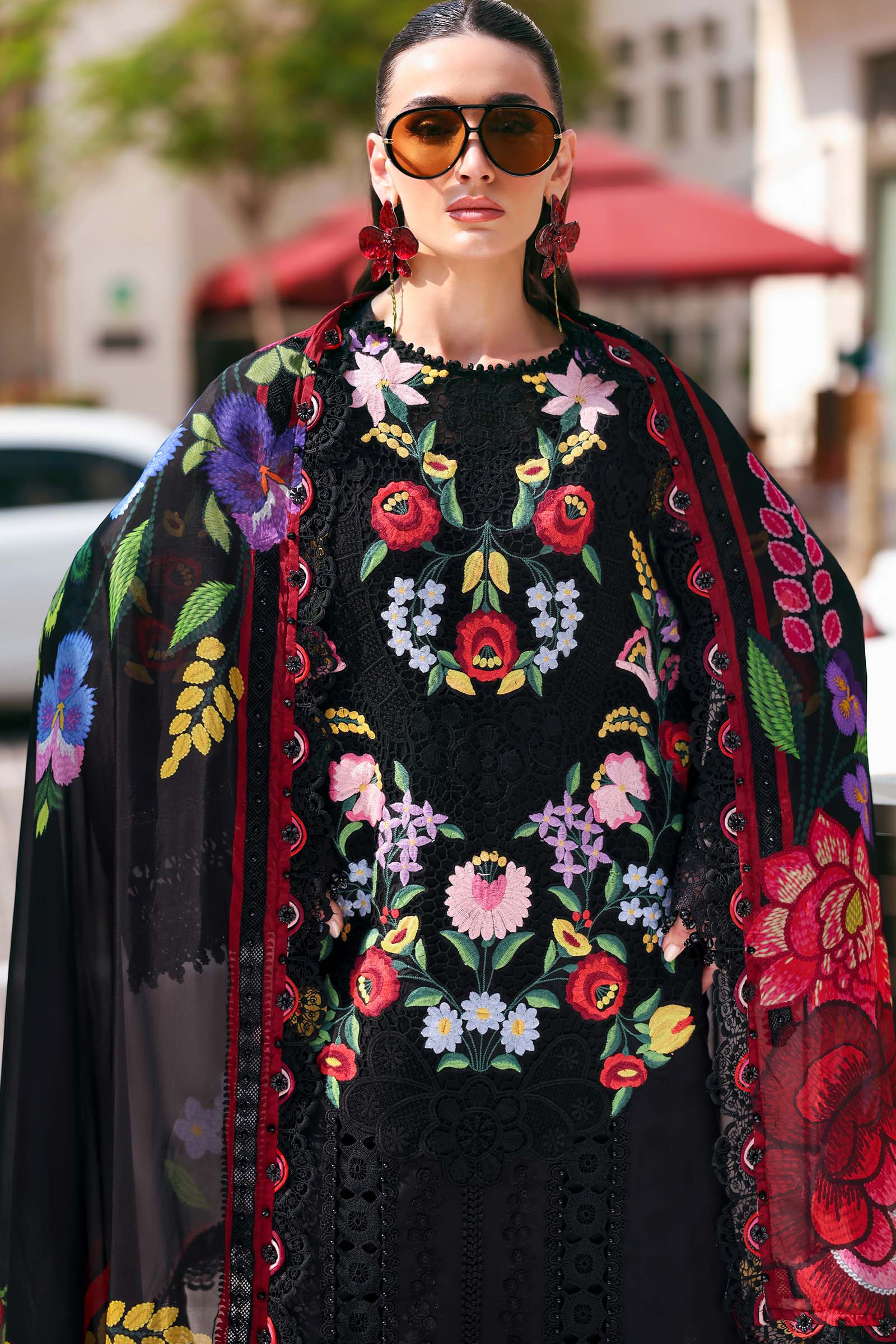Buy from khaslibaas mariab Luxury 3 piece unstitched embroidered lawn suit for women ( D-2610-B).choose good quality brands like Maria b Sobia Nazir Various Pakistani branded dresses summer fabric, elegant design, perfect for casual & formal wear.delivery available in UK, USA,Australia, Canada, UAE, Dubai and other countries... 