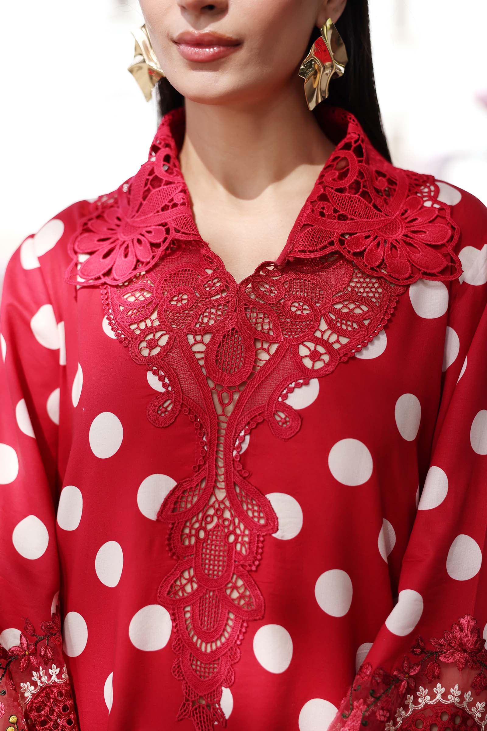 Mariab | 3 Piece Unstitched Embroidered Lawn Suit for Women – MPT-3008-B