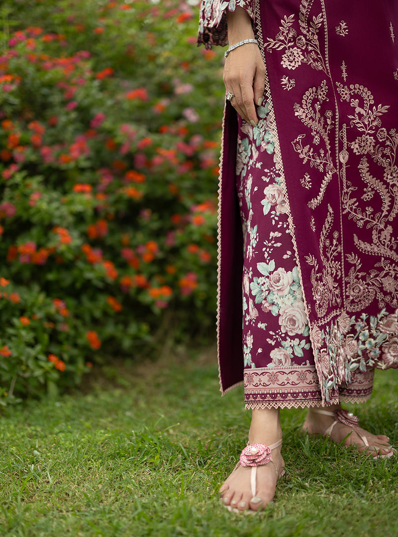 Buy from khaslibaas | ZAINAB CHOTTANI Luxury Lawn '26 | 3 piece unstitched embroidered lawn suit for women (Soma - 07).choose good quality brands like Maria b, Sobia Nazir zainab Chottani Various Pakistani branded dresses summer fabric, elegant design, perfect for casual & formal wear.delivery available in UK, USA, Canada, UAE, Dubai and other countries... 