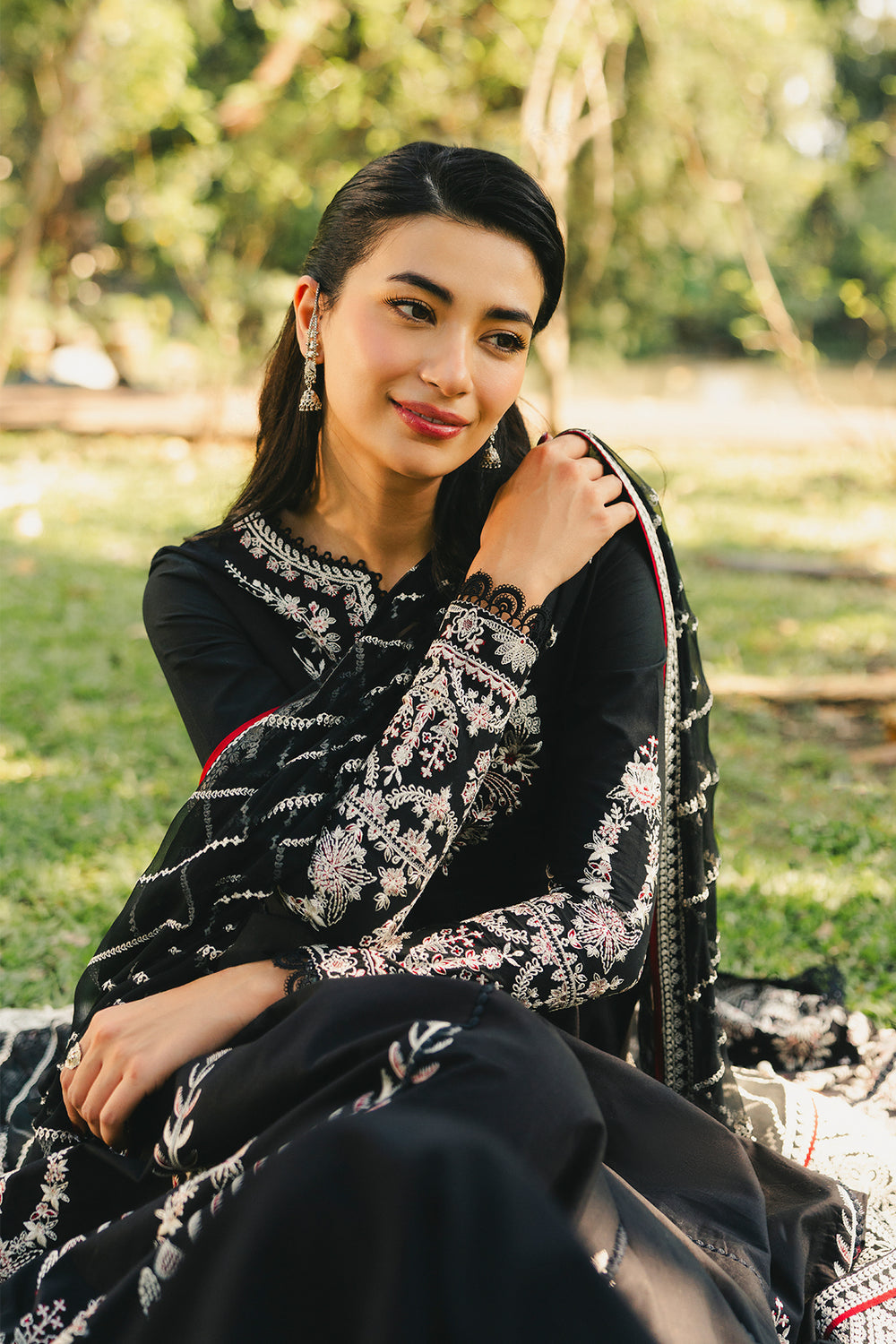 Buy Afrozeh | Mulaqaat'26 - PARIZAAD Embroidered  Suit 3 Pcs Unstitched | Women Summer Dresses 2026.choose good quality brands like Maria b zainab Chottani, Hussain Rehar, sobia nazir etc... Various Pakistani branded dresses summer fabric, elegant design, perfect for casual & formal wear also shop eid collections from khaslibaas .delivery available in UK, USA, Canada, UAE, Dubai and other countries... 