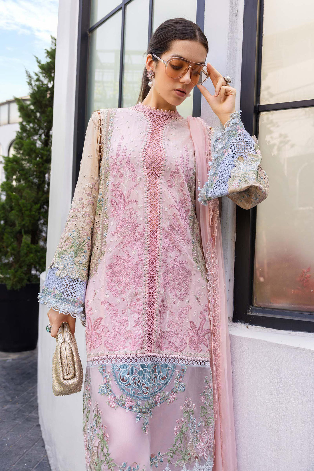 Buy from khaslibaas mariab Luxury lawn Eid II - 3 piece unstitched embroidered lawn suit for women ( D-06).choose good quality brands like Maria b Sobia Nazir Various Pakistani branded dresses summer fabric, elegant design, perfect for casual & formal wear.delivery available in UK, USA,Australia, Canada, UAE, Dubai and other countries... 