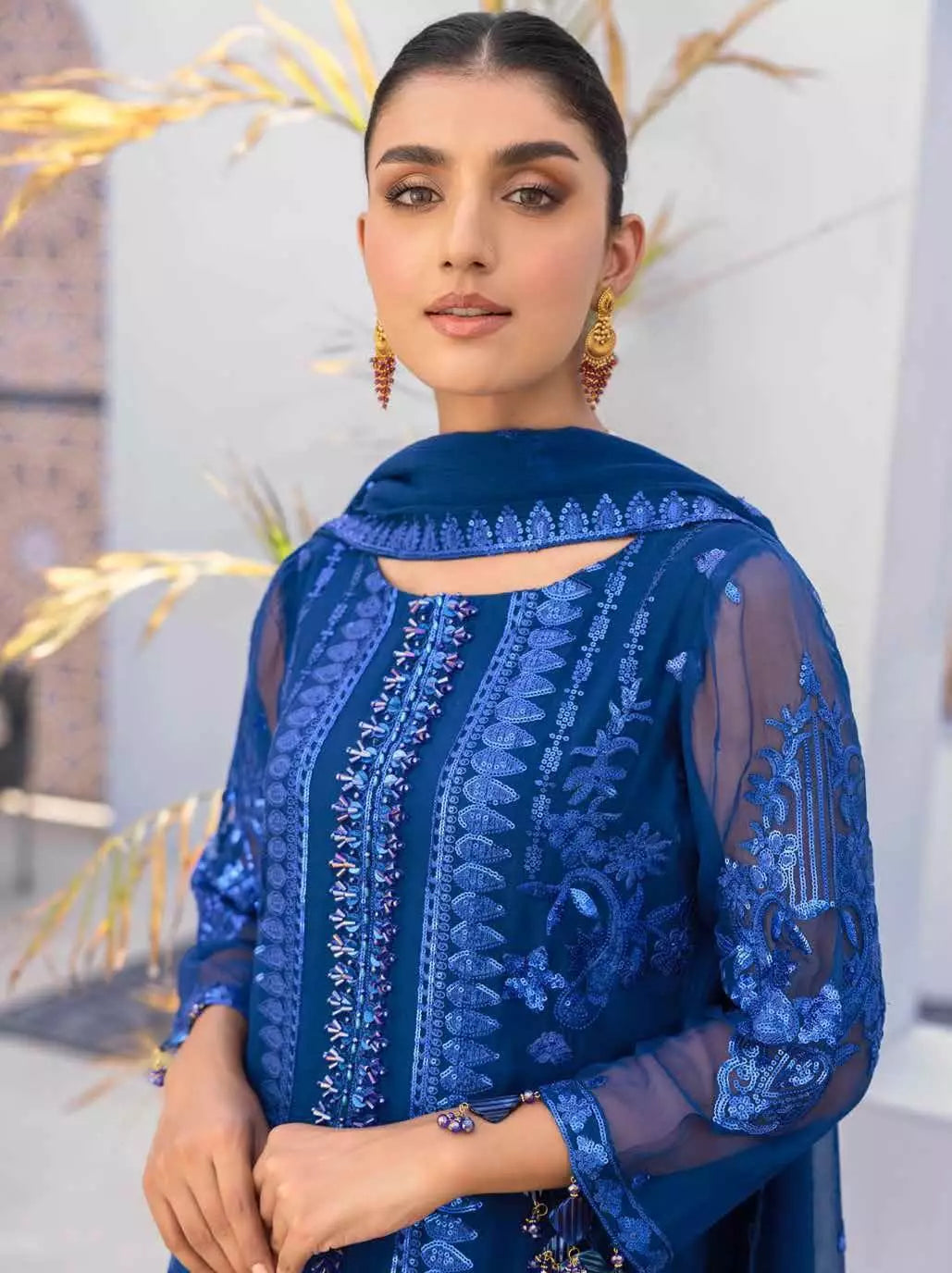 Buy Emaan Adeel Value Edition Premium Formals Unstitched 3Pc Suit VE-206 | FESTIVE Dress 2026.choose good quality brands like Maria b zainab Chottani, Hussain Rehar etc... Various Pakistani branded dresses summer fabric, elegant design, perfect for casual & formal wear also shop eid collections from khaslibaas .delivery available in UK, USA, Canada, UAE, Dubai and other countries... 